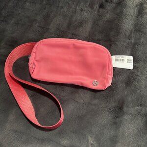 Lululemon Everywhere Belt Bag 1L Sakura Pink NWT
